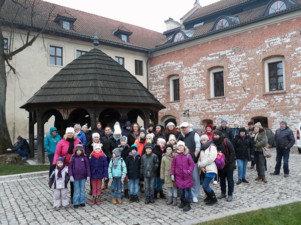 Koło turystyczne w świątecznym Krakowie.